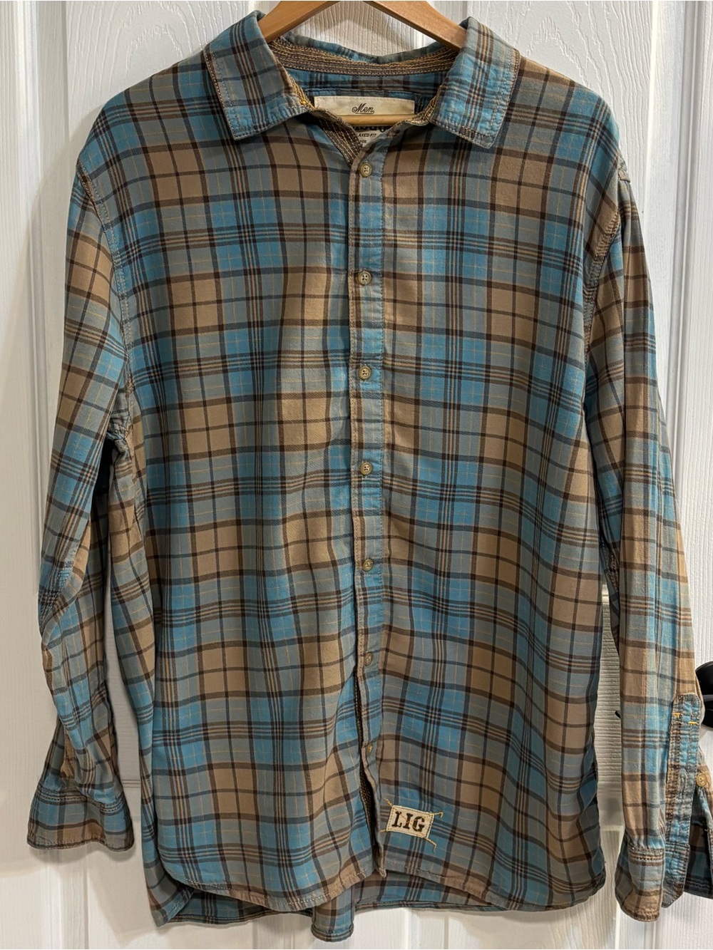 Life Is Good Relaxed Fit Plaid Button Front Shirt Men’s L Tan Blue Cotton